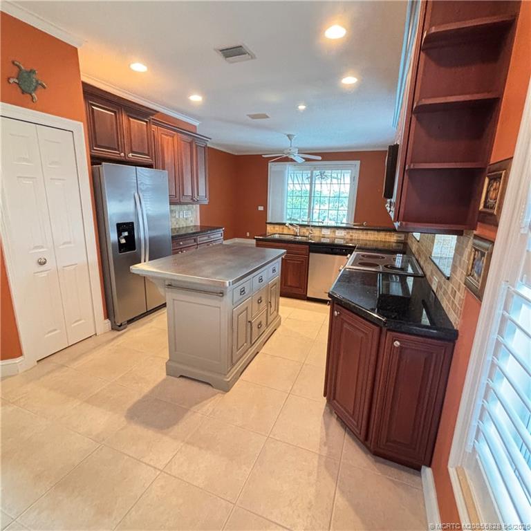 3736 NW Deer Oak Drive