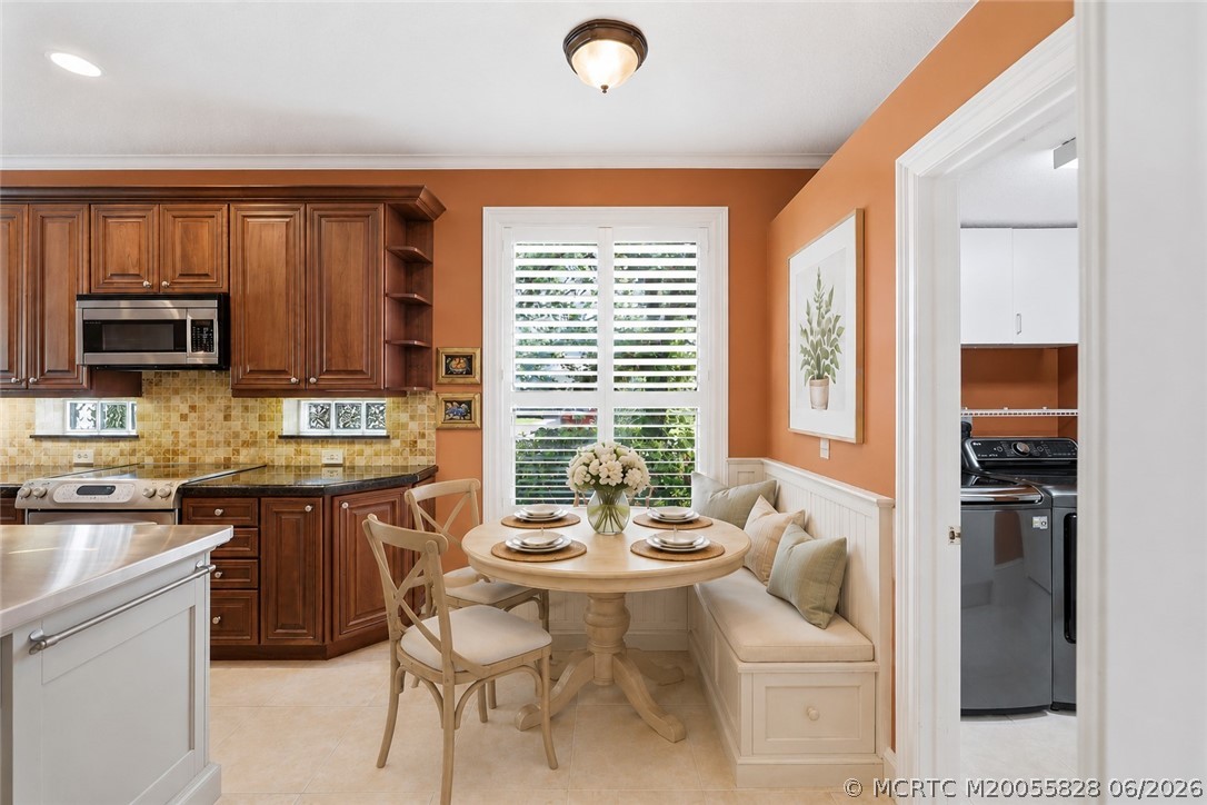 3736 NW Deer Oak Drive