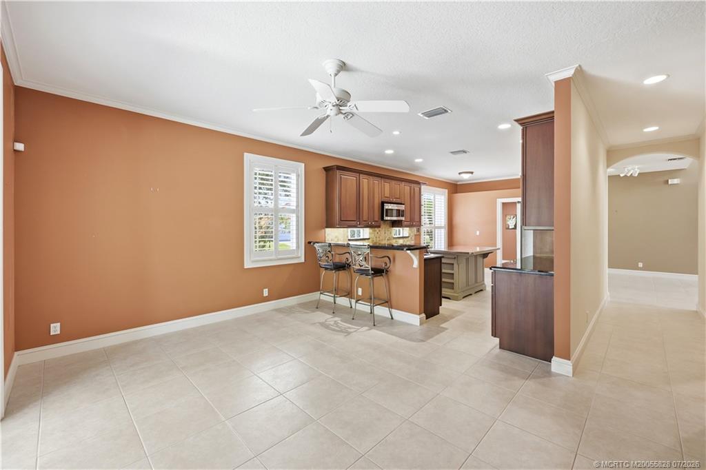 3736 NW Deer Oak Drive
