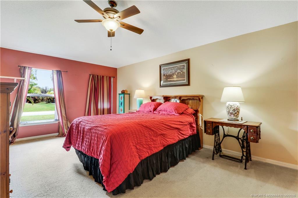 432 NW Raymond Lane