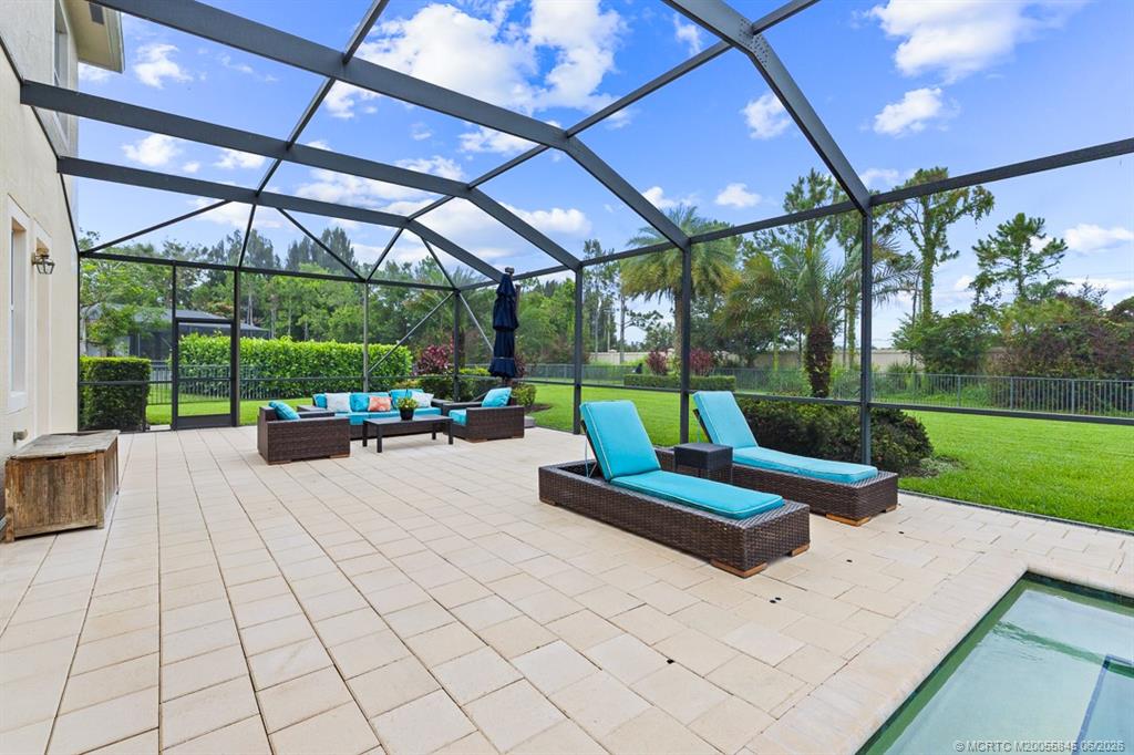 7664 SE Belle Maison Drive
