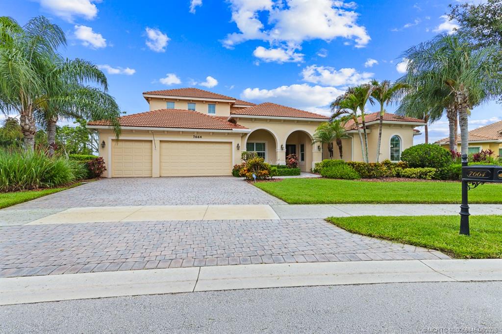 7664 SE Belle Maison Drive