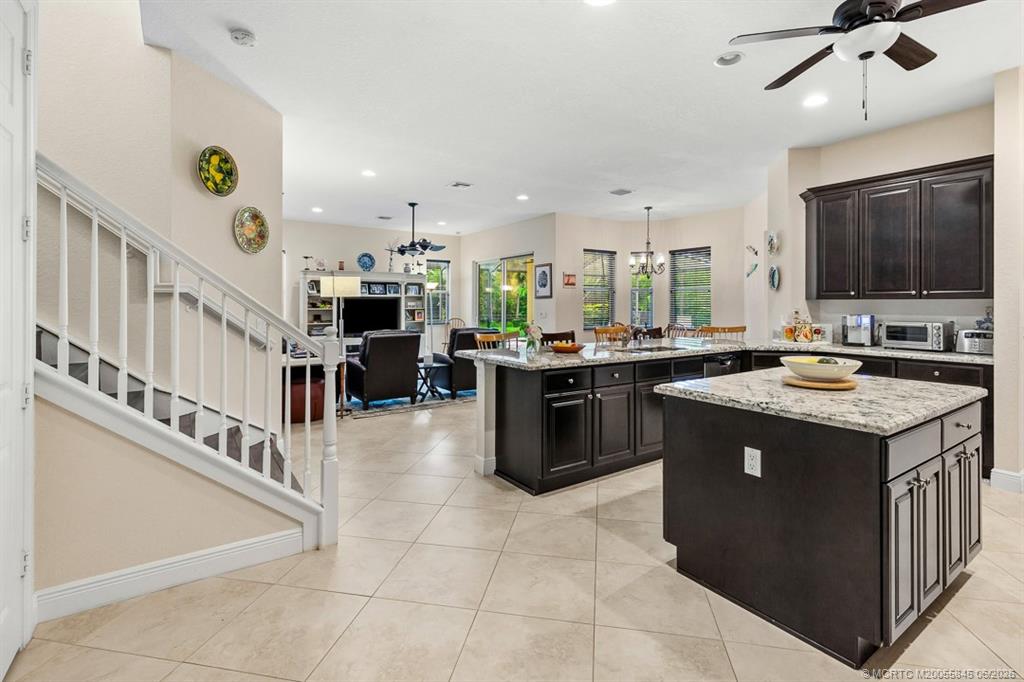 7664 SE Belle Maison Drive