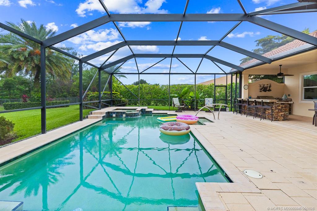 7664 SE Belle Maison Drive