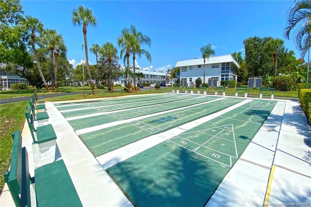 2929 SE Ocean Blvd 2
