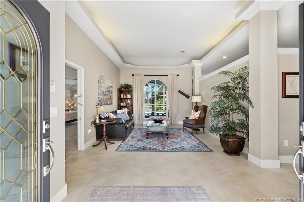 5535 SW Landing Creek Drive
