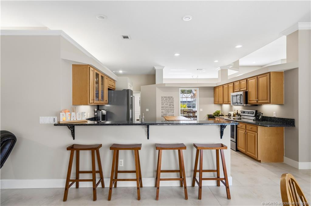 5535 SW Landing Creek Drive