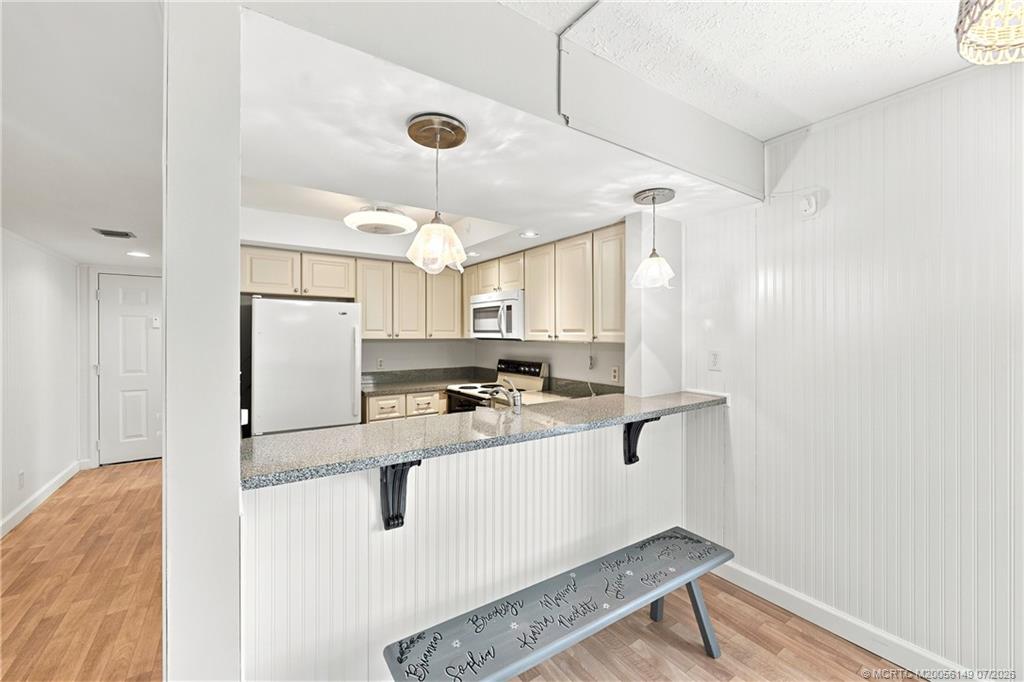 801 SE Central Parkway 801-1