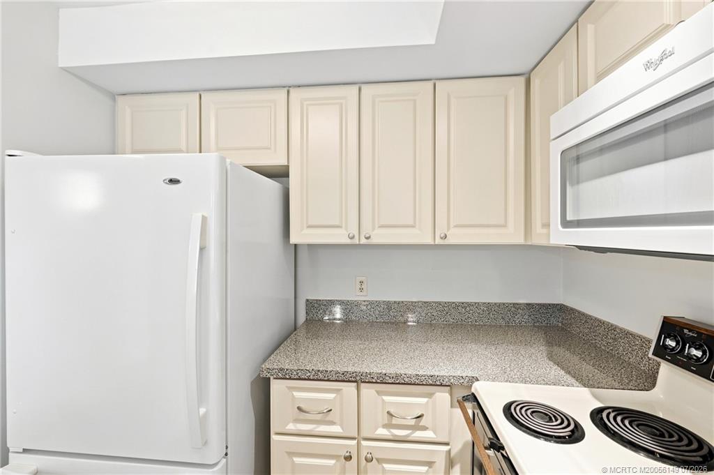 801 SE Central Parkway 801-1