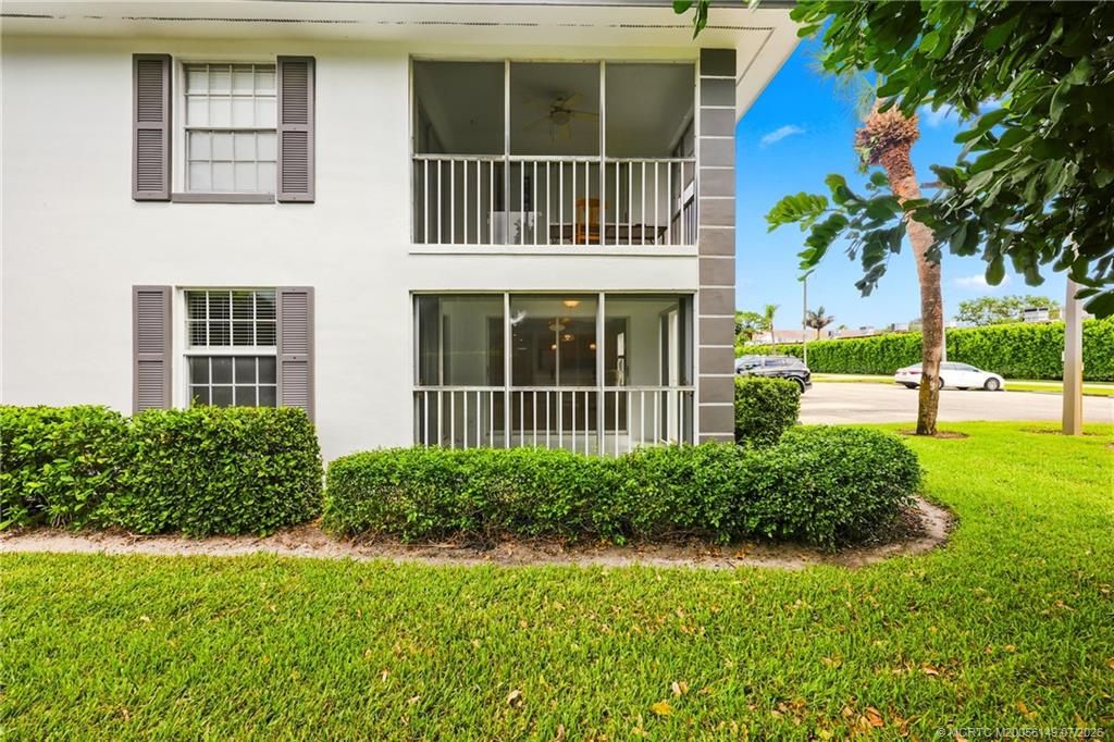 801 SE Central Parkway 801-1