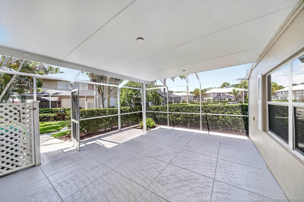 2848 SW Lakemont Place