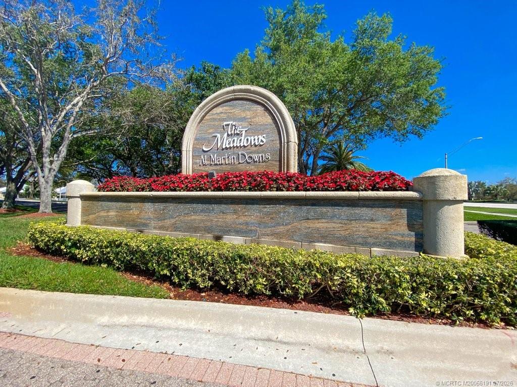 2848 SW Lakemont Place