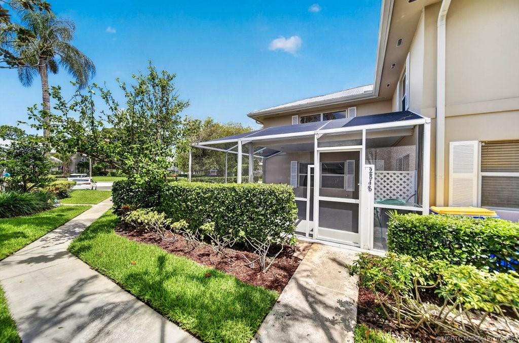 2848 SW Lakemont Place