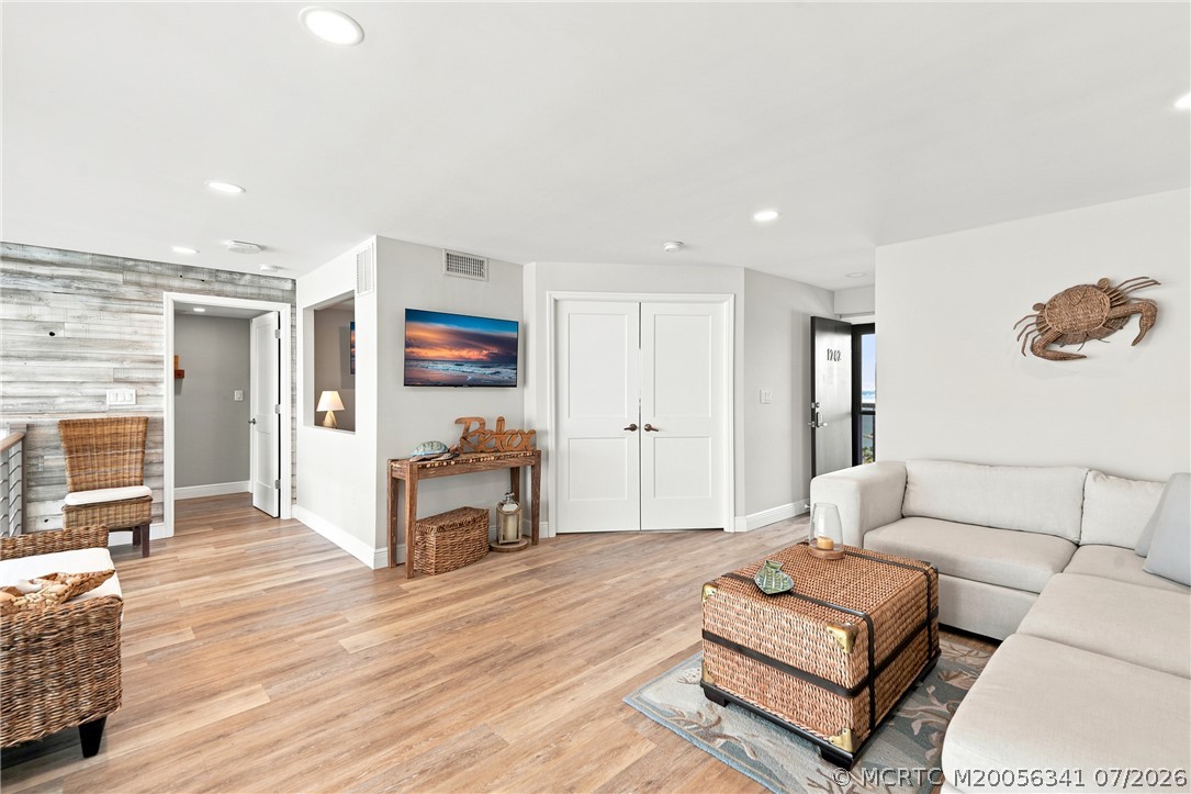 10410 S Ocean Drive 3