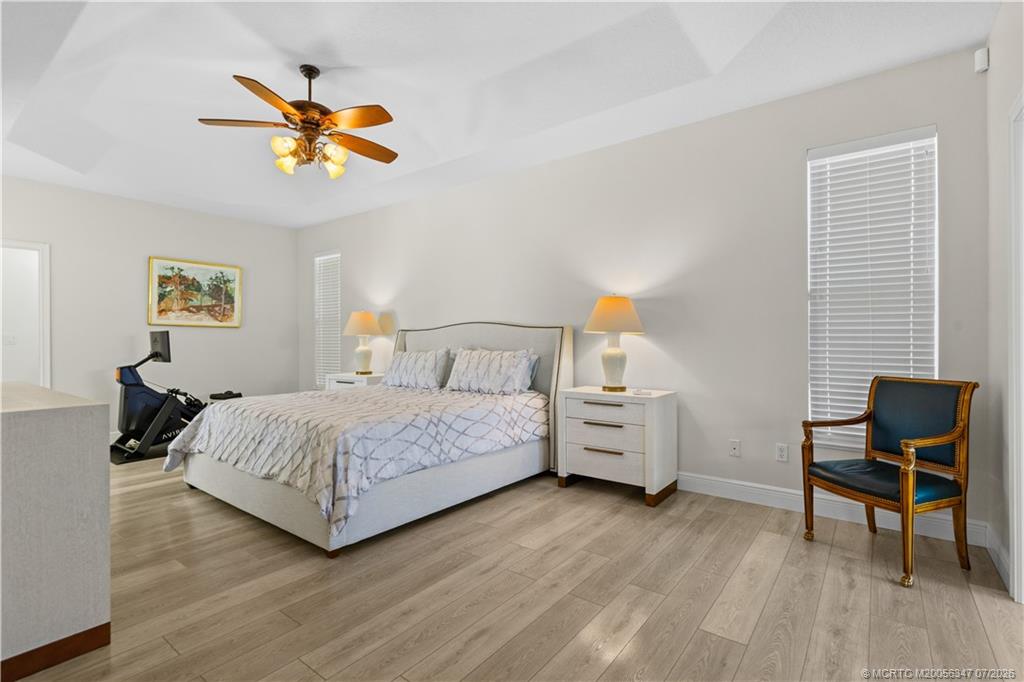 502 SE Majestic Terrace