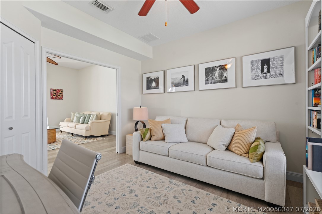 502 SE Majestic Terrace
