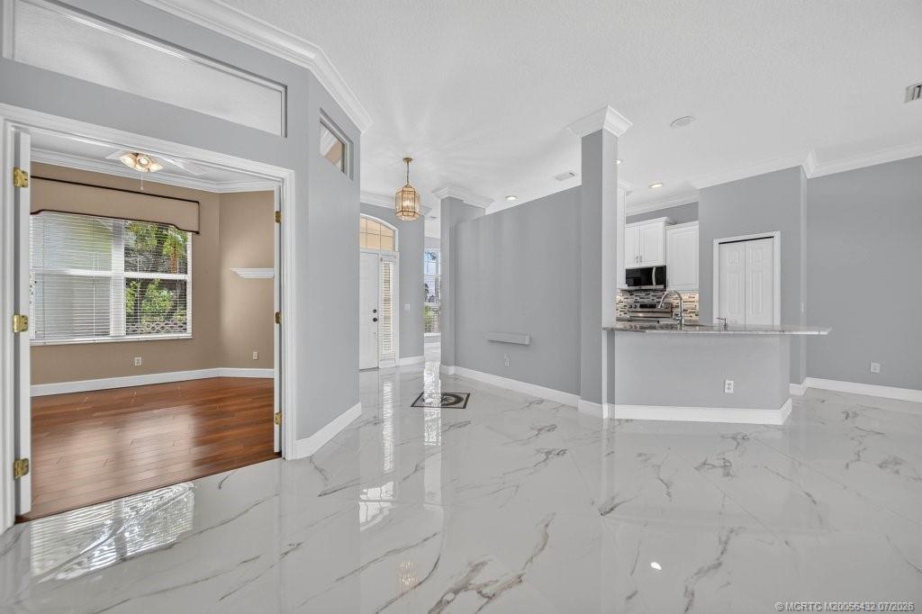1676 SW Monarch Club Drive