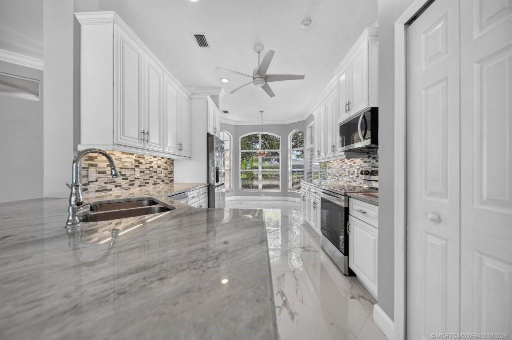 1676 SW Monarch Club Drive
