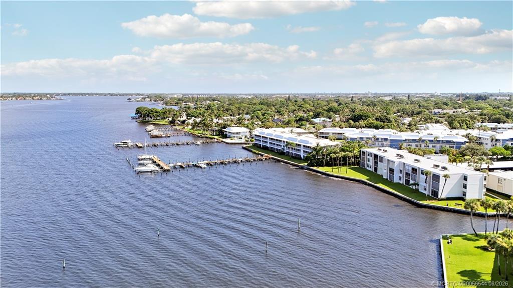 1950 SW Palm City Road 8-302