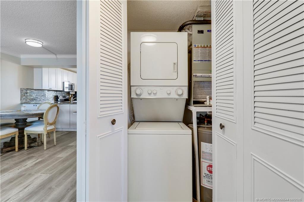 1950 SW Palm City Road 8-302