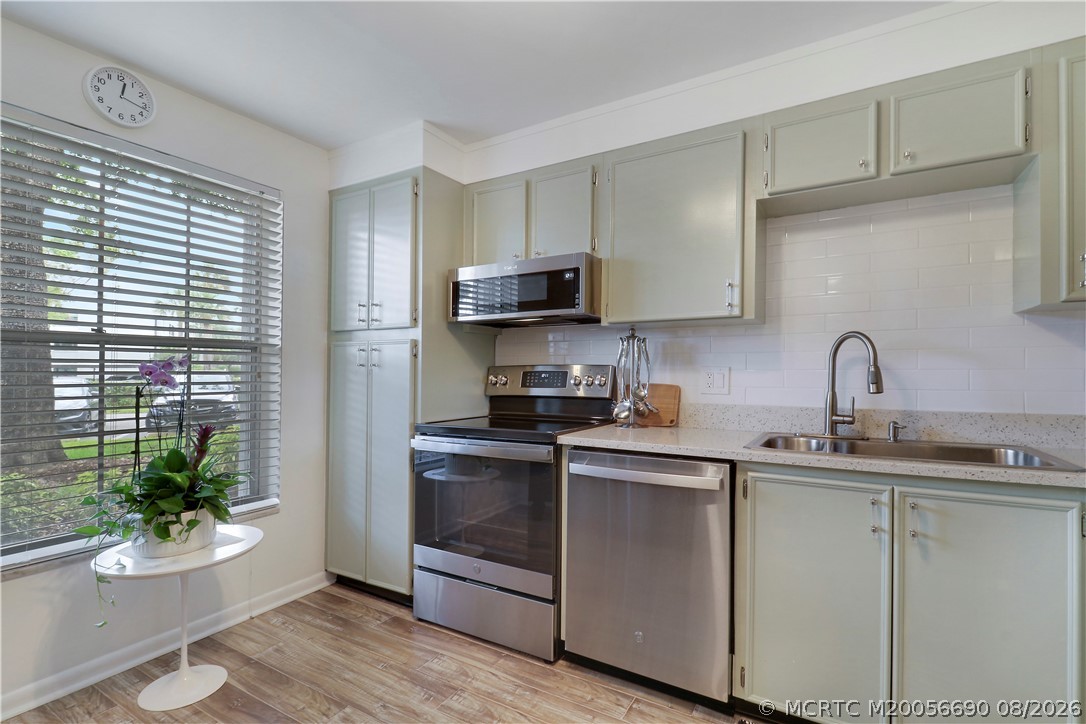 1862 SW Palm City Road 103