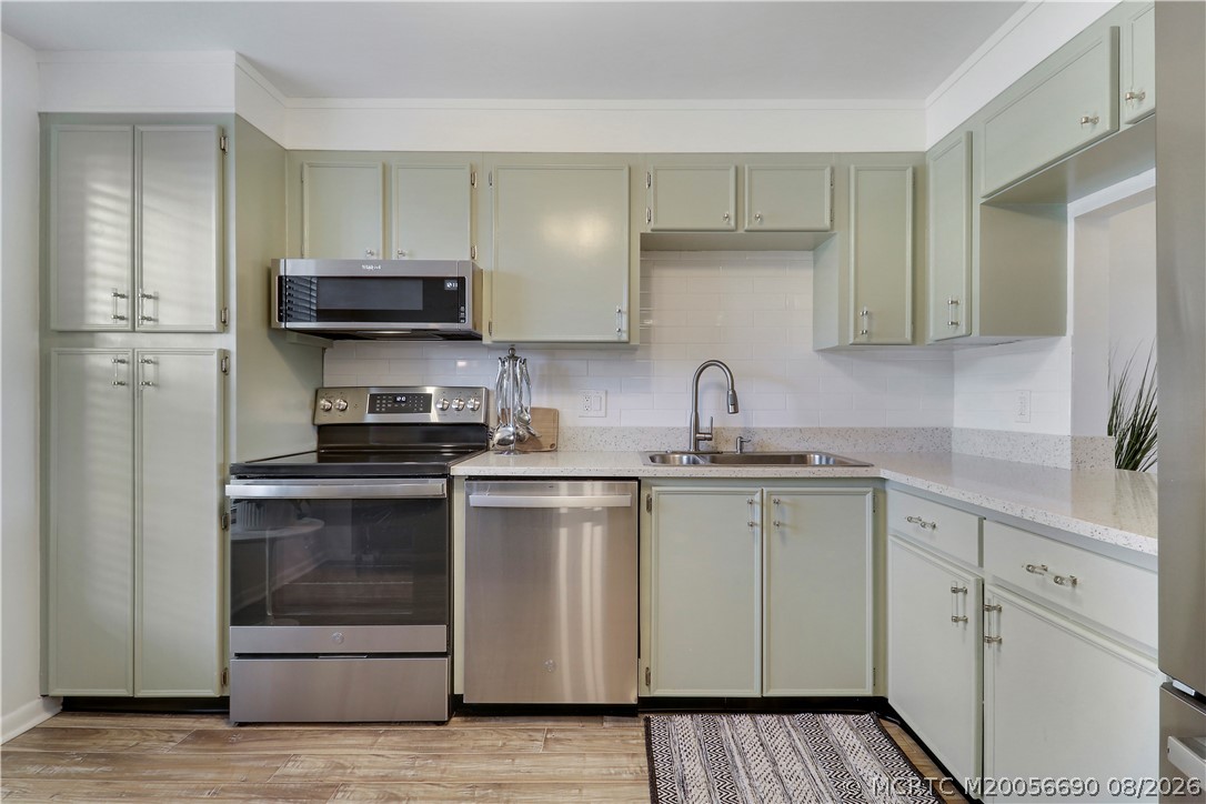 1862 SW Palm City Road 103