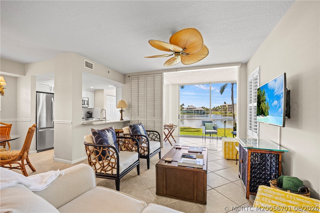 5799 NE Island Cove Way 1101