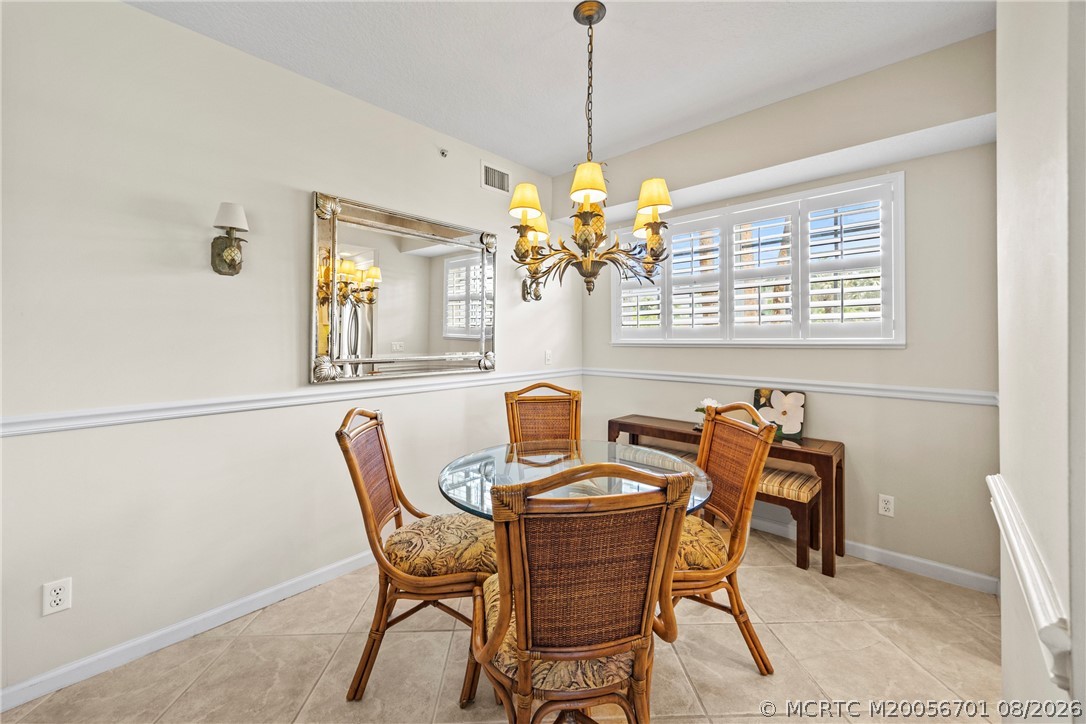 5799 NE Island Cove Way 1101