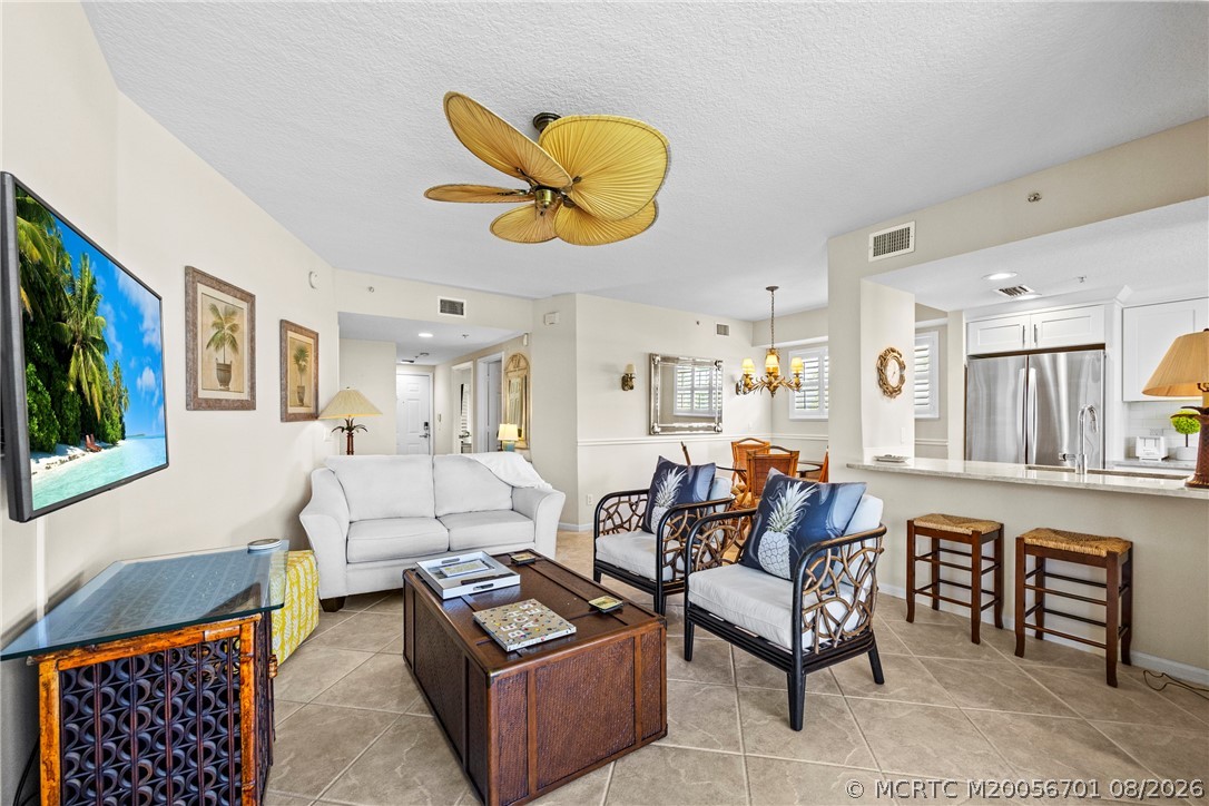 5799 NE Island Cove Way 1101