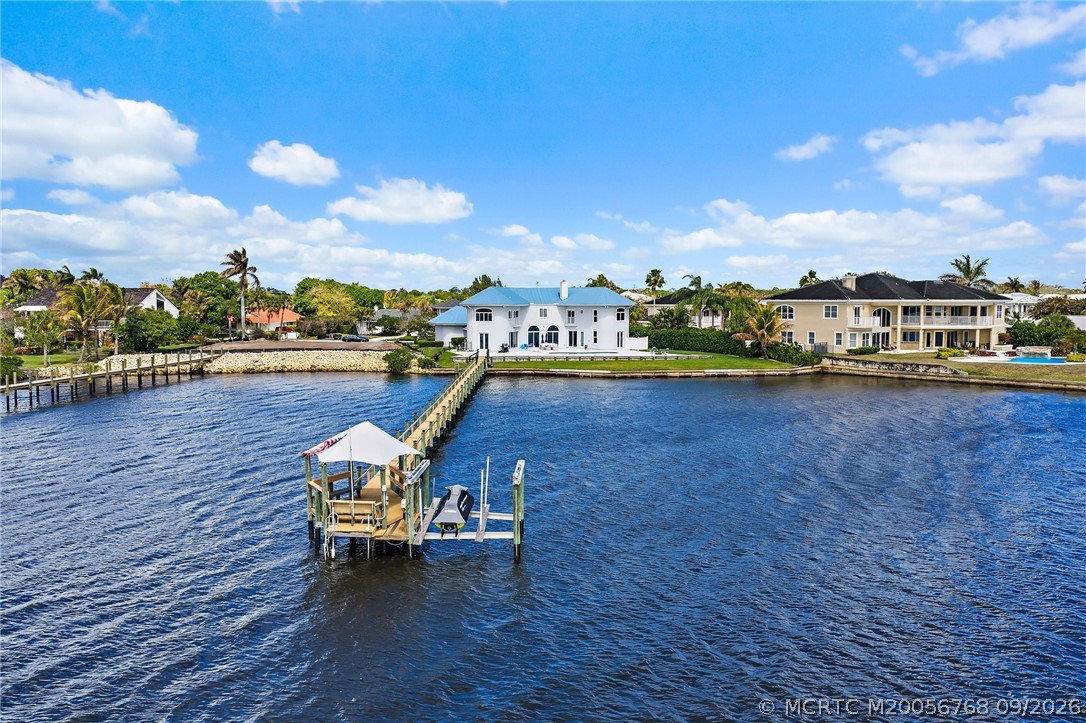2318 NW Bay Colony Ct