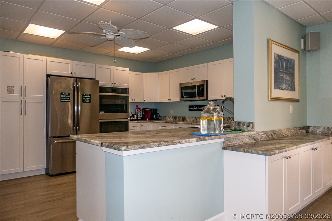 2318 NW Bay Colony Ct