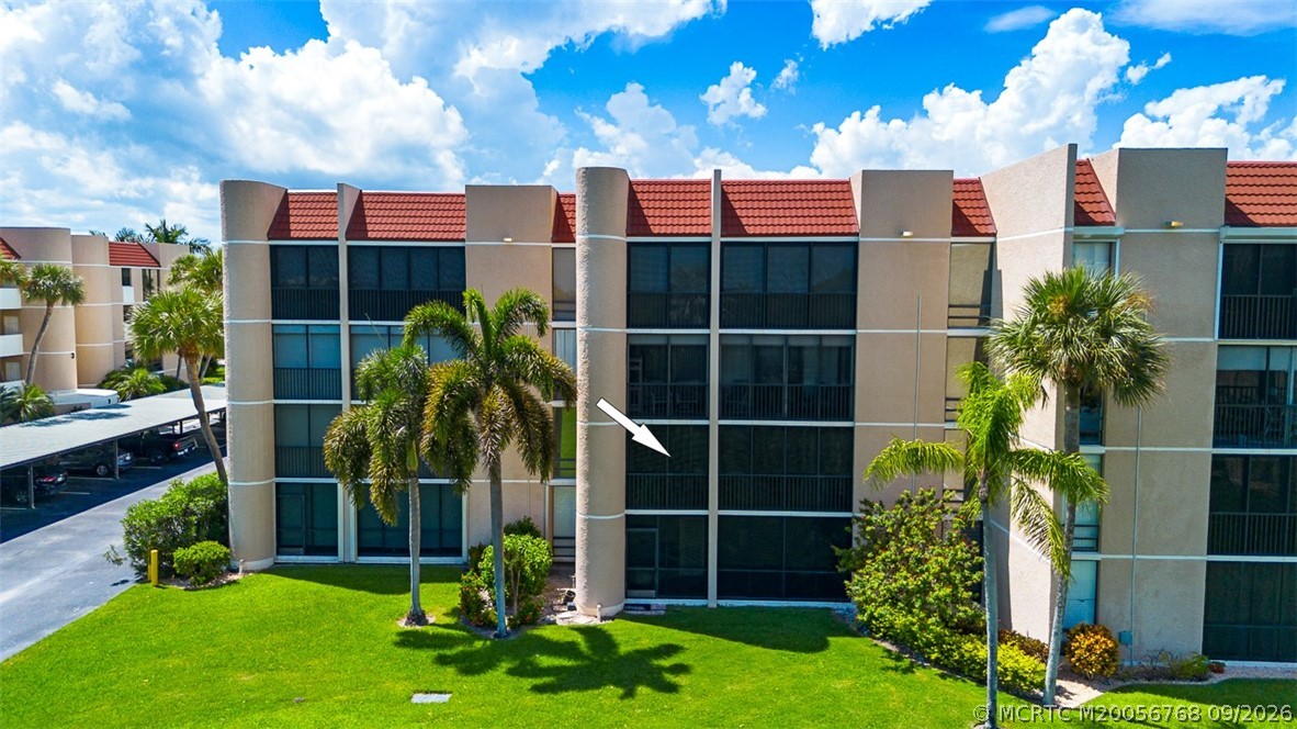 2318 NW Bay Colony Ct