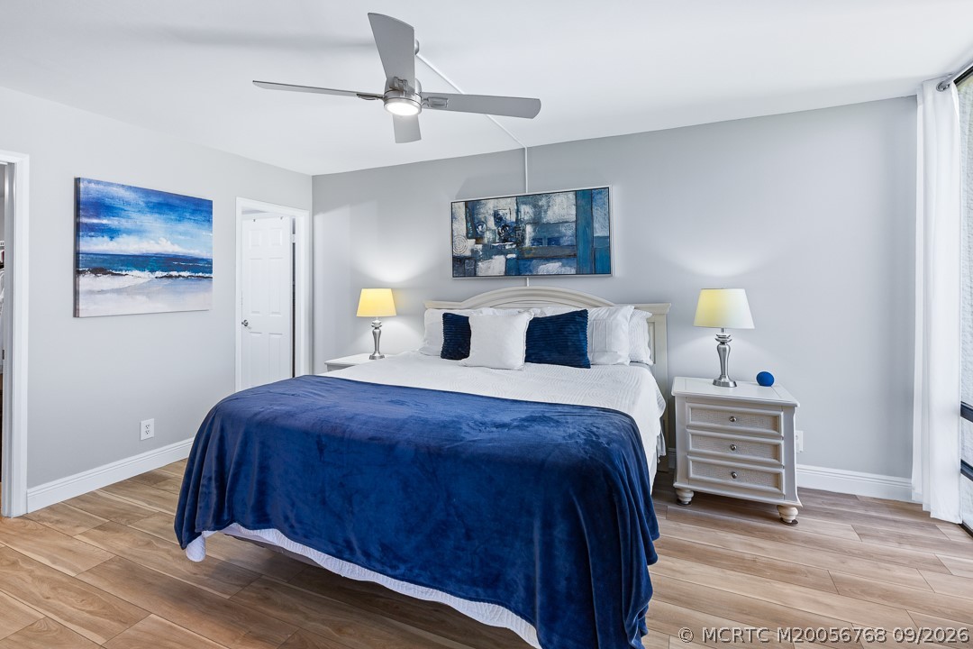 2318 NW Bay Colony Ct