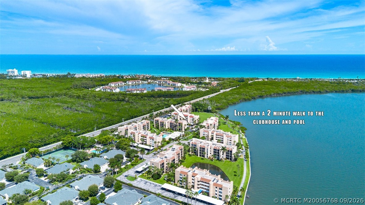 2318 NW Bay Colony Ct