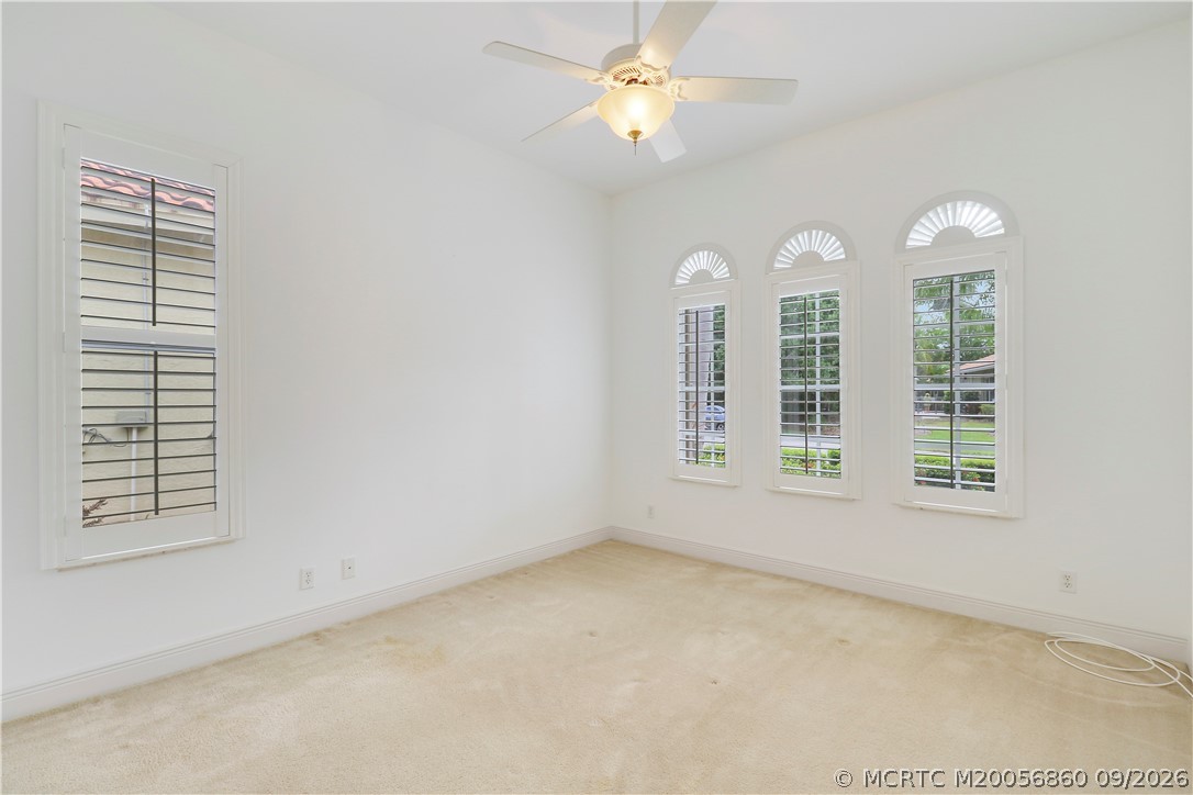 736 SW Pebble Lane