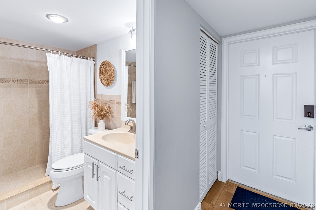 3482 NE Causeway Blvd 2-203