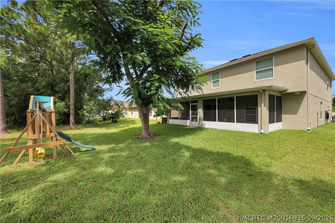 5209 NW Wisk Fern Circle NW