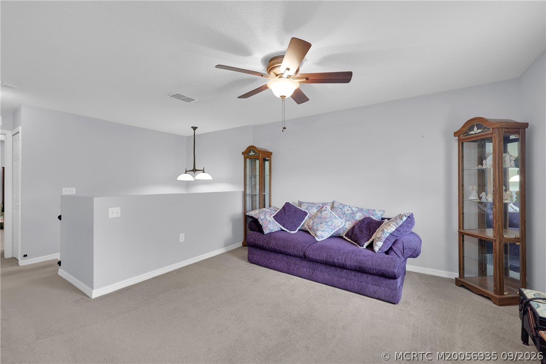 5209 NW Wisk Fern Circle NW