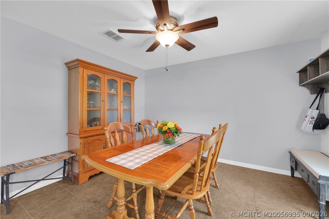 5209 NW Wisk Fern Circle NW