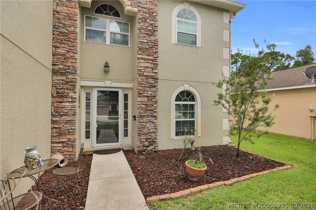 5209 NW Wisk Fern Circle NW