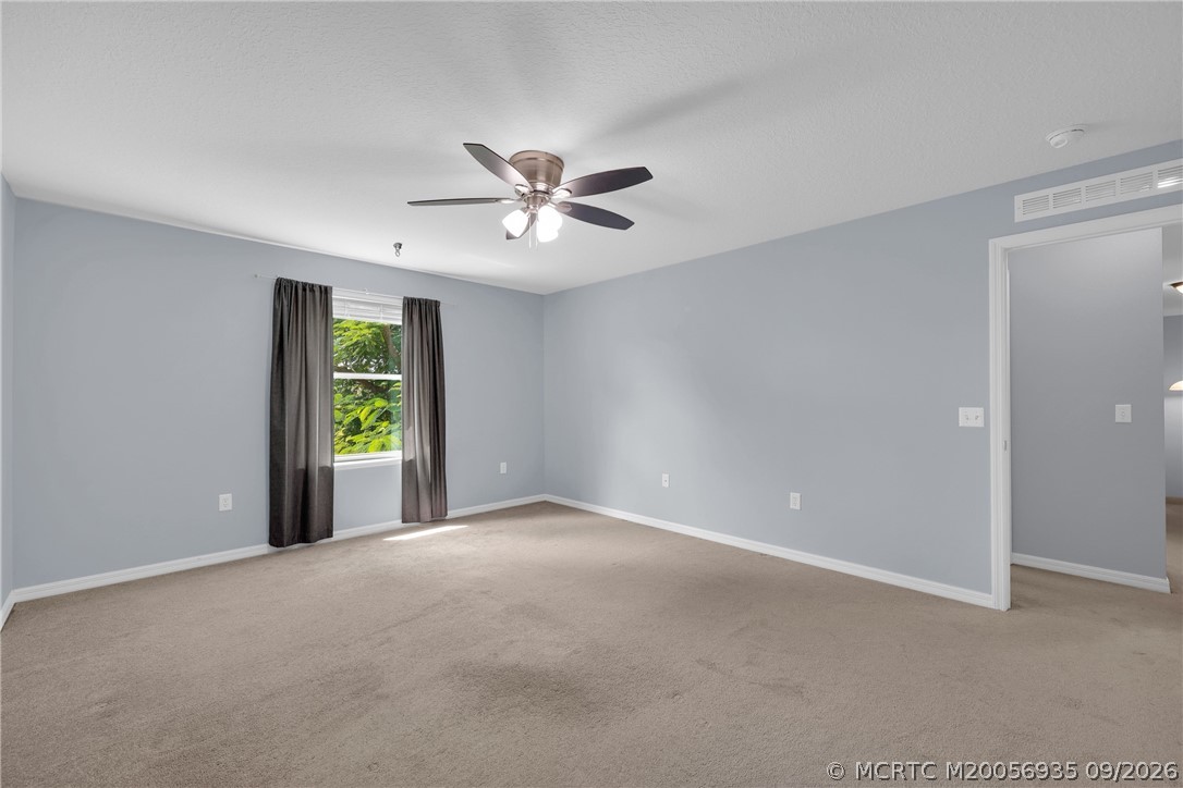 5209 NW Wisk Fern Circle NW