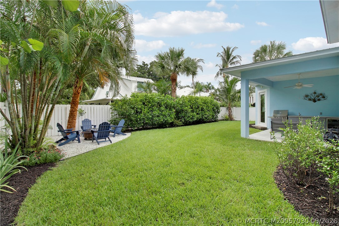1002 SE Riverside Drive