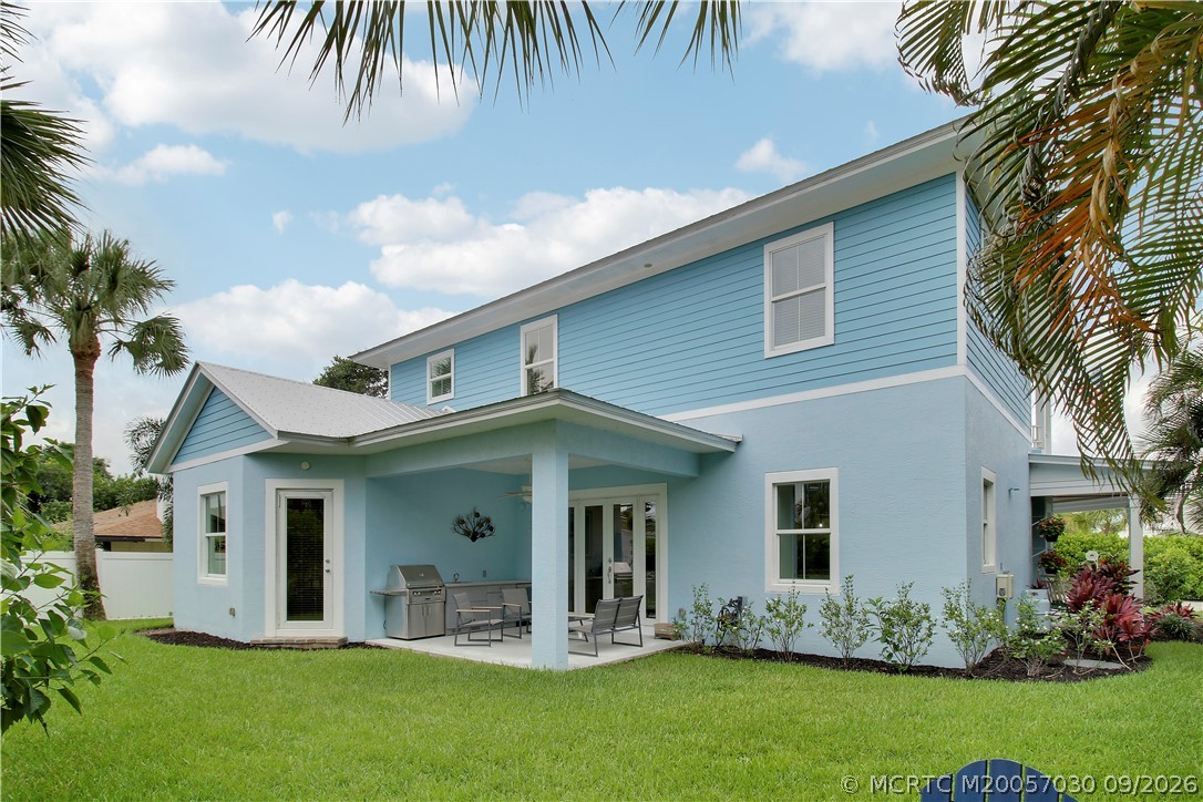 1002 SE Riverside Drive