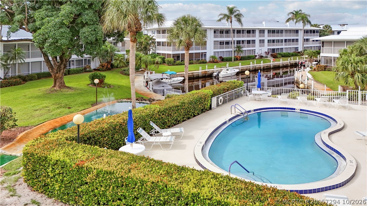 1868 SW Palm City Road 106