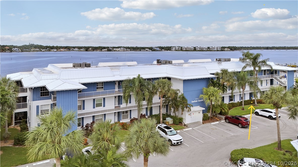 1868 SW Palm City Road 106
