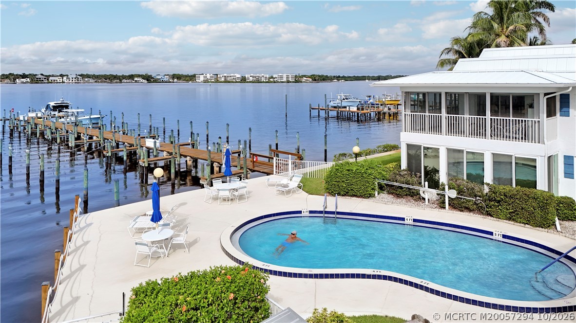 1868 SW Palm City Road 106