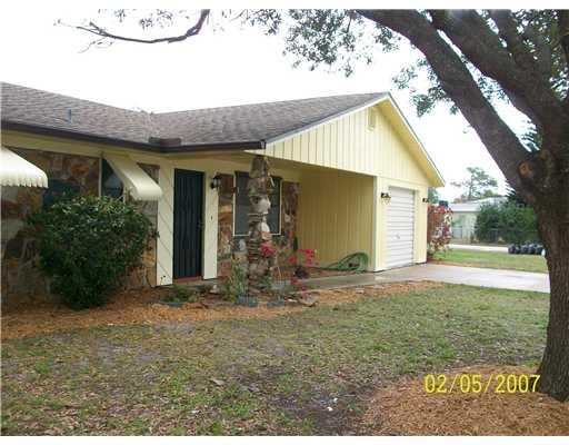 5611 SE CABLE Drive 5611