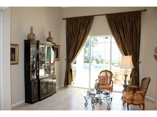 2302 SW DOVE CANYON Way 0