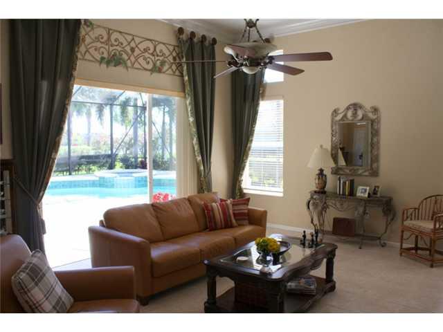 2302 SW DOVE CANYON Way 0