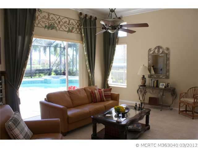 2302 SW DOVE CANYON Way 0